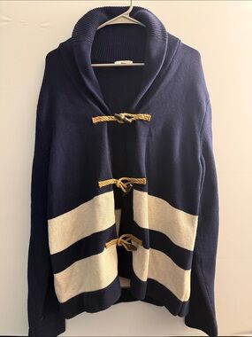 Vintage GAP Navy and Cream Shawl-Collar Toggle Cardigan